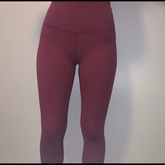 lululemon athletica Pants - Cropped lulu aligns